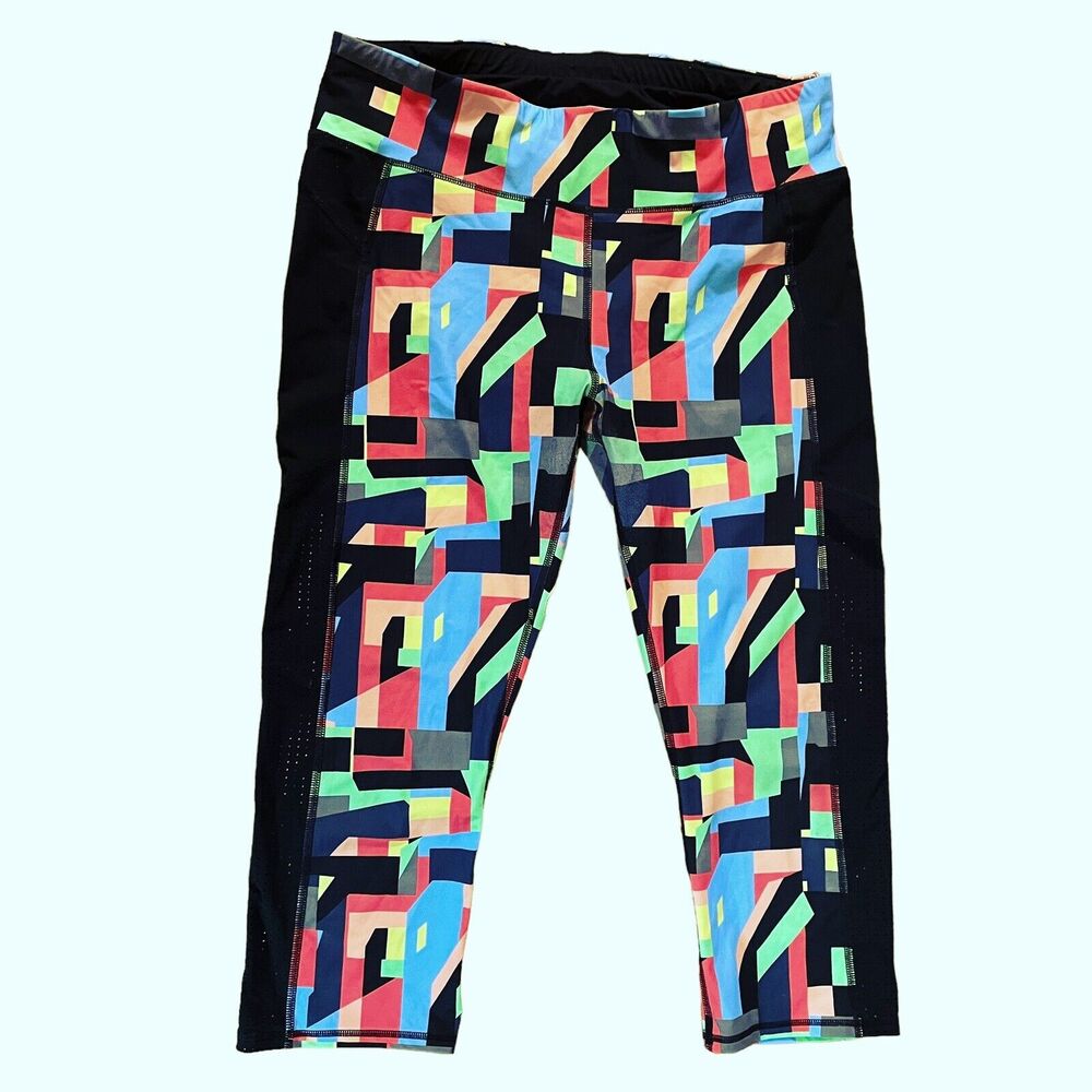 Sweaty‎ Betty Multi Color Block Perforated Mid Rise Cropped Leggings Size XL